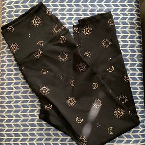 PowerShine Sun & Moon High Waisted Midi Legging